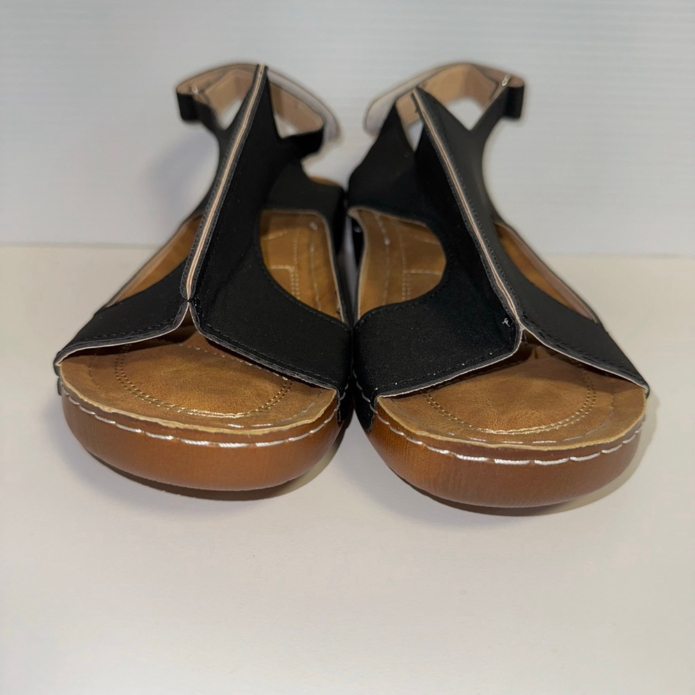 Summer Womens NWOT Comfortable Lightweight Sandals Black Tan Walking (43) 11/12 - Picture 5 of 16